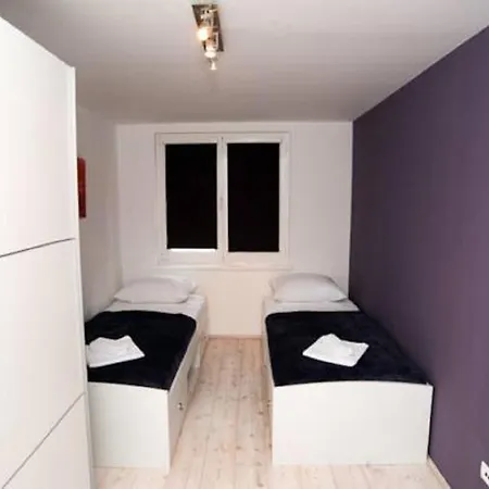 Apartment Oaza , 2 Bedrooms, Free Parking