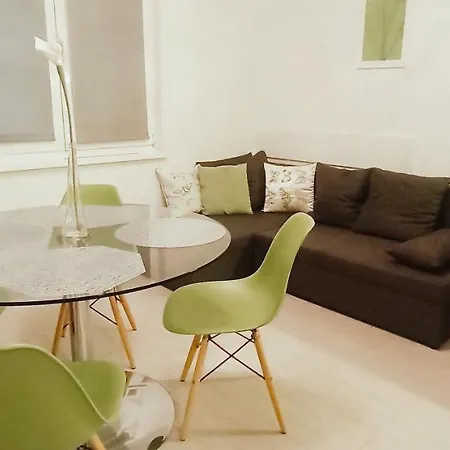 Apartmán Oaza , 2 Bedrooms, Free Parking Split